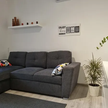 Dora Apartment