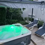 Dora شقة