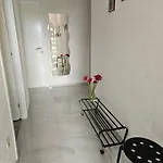 Dora * تْسْغيكفانِتْسا
