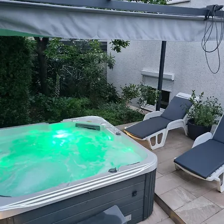 Dora Апартаменты