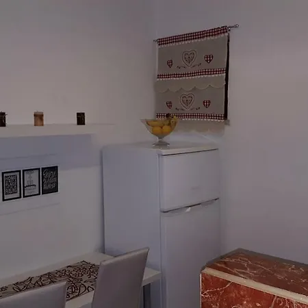 Apartment Dora *