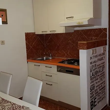 Dora * Crikvenica